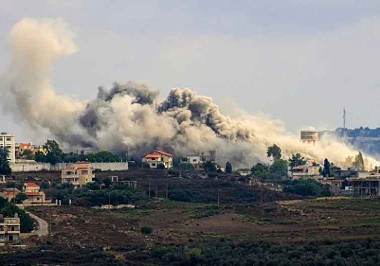 غارات للاحتلال على مخيم عين الحلوة جنوب لبنان